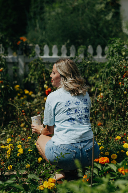 LIEF CAFE | Dutch Delft Tee