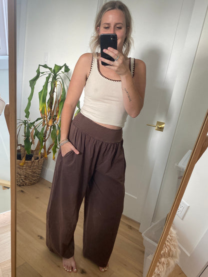 Weekend Wander Barrel Pant - Vintage Brown