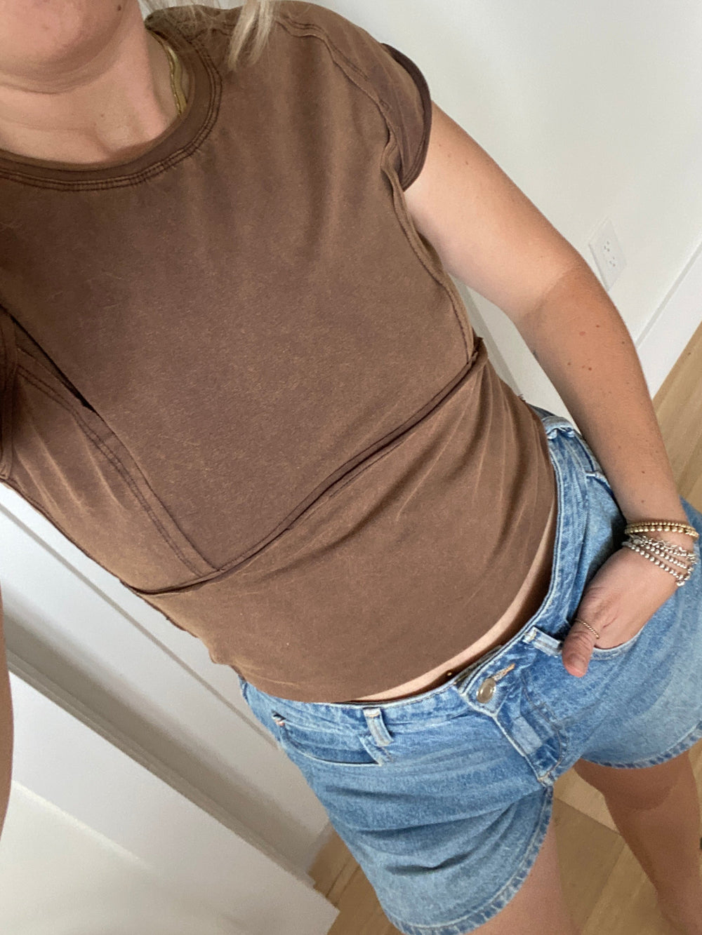 Weekend Wander T-Shirt - Vintage Brown